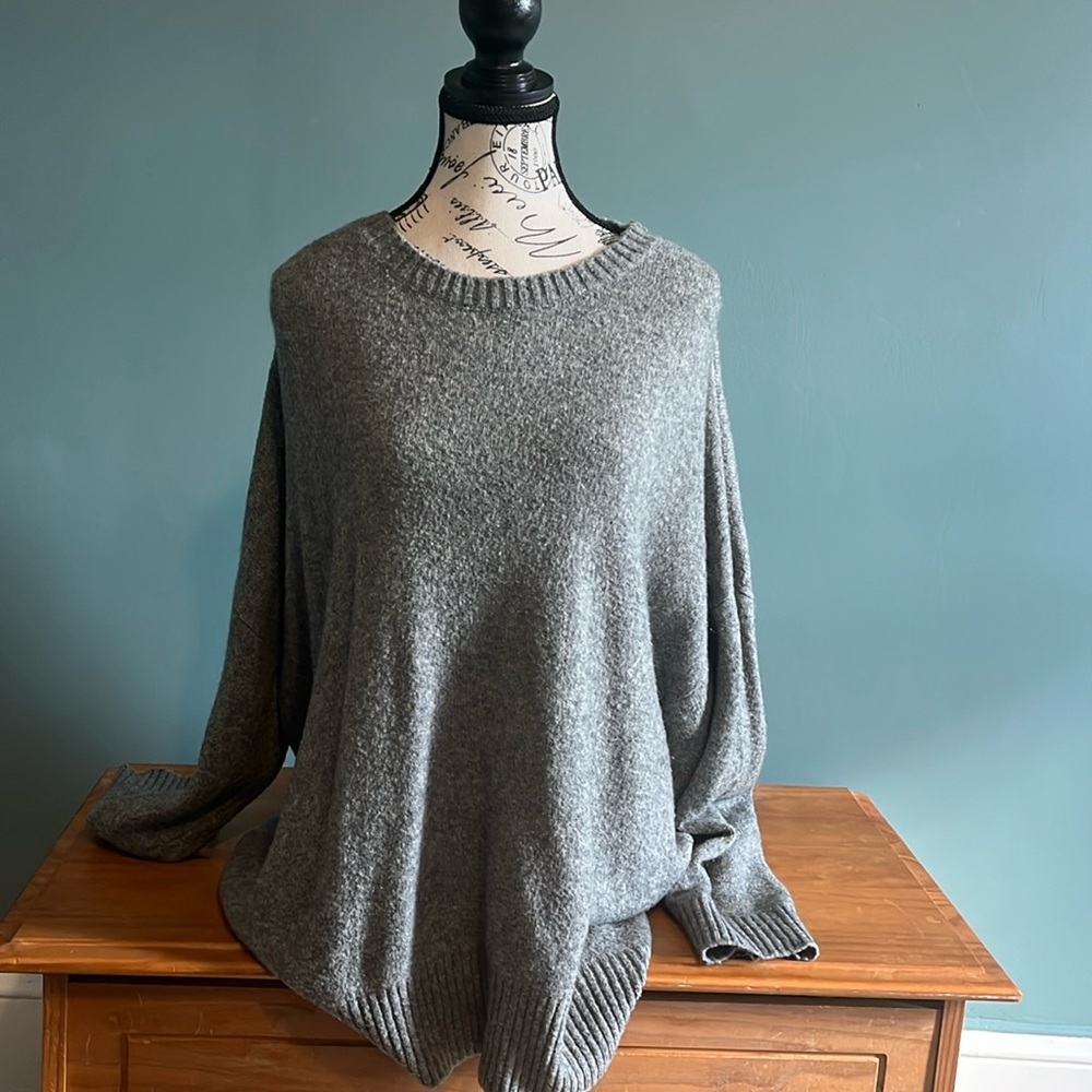 Universal standard gray sweater